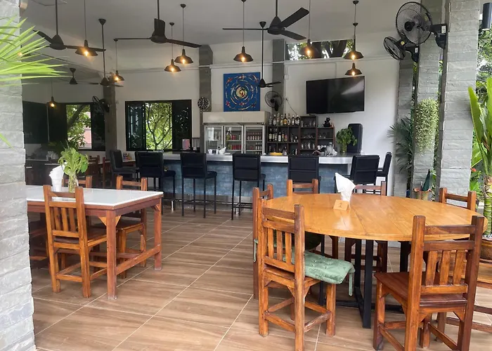 Lotus Bleu Resort&Restaurant